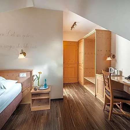 Eschenhof Hotel Kirchheim bei Muenchen
