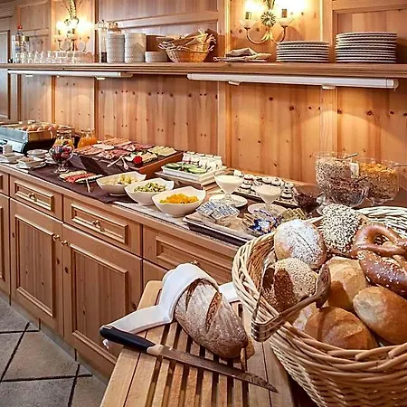 Eschenhof Hotel 3*
