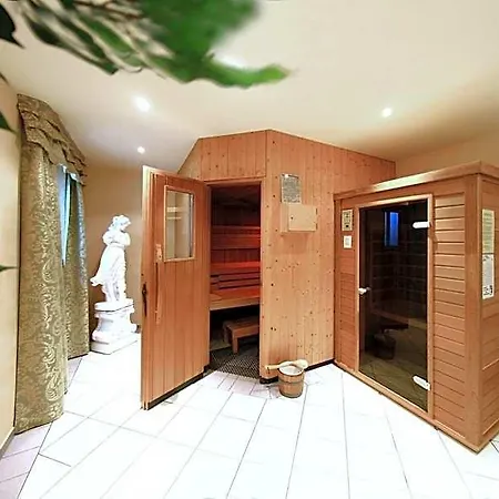 Eschenhof 3* Kirchheim bei Muenchen