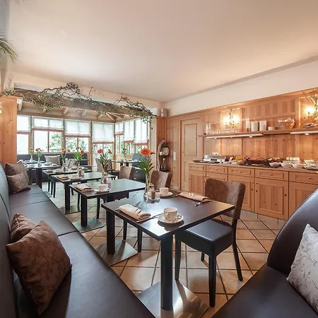 Eschenhof Hotel 3*