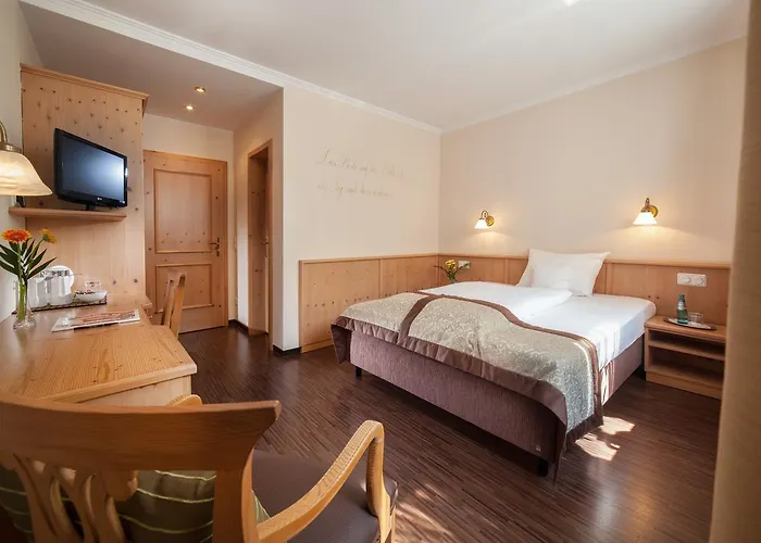 艾夏霍夫酒店 3* Kirchheim bei Muenchen